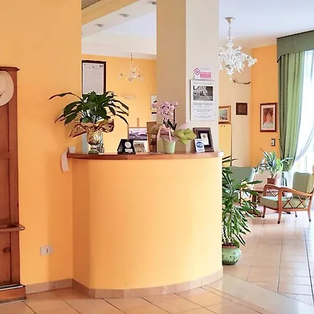 ホテル Natucci モンテカティーニ・テルメ